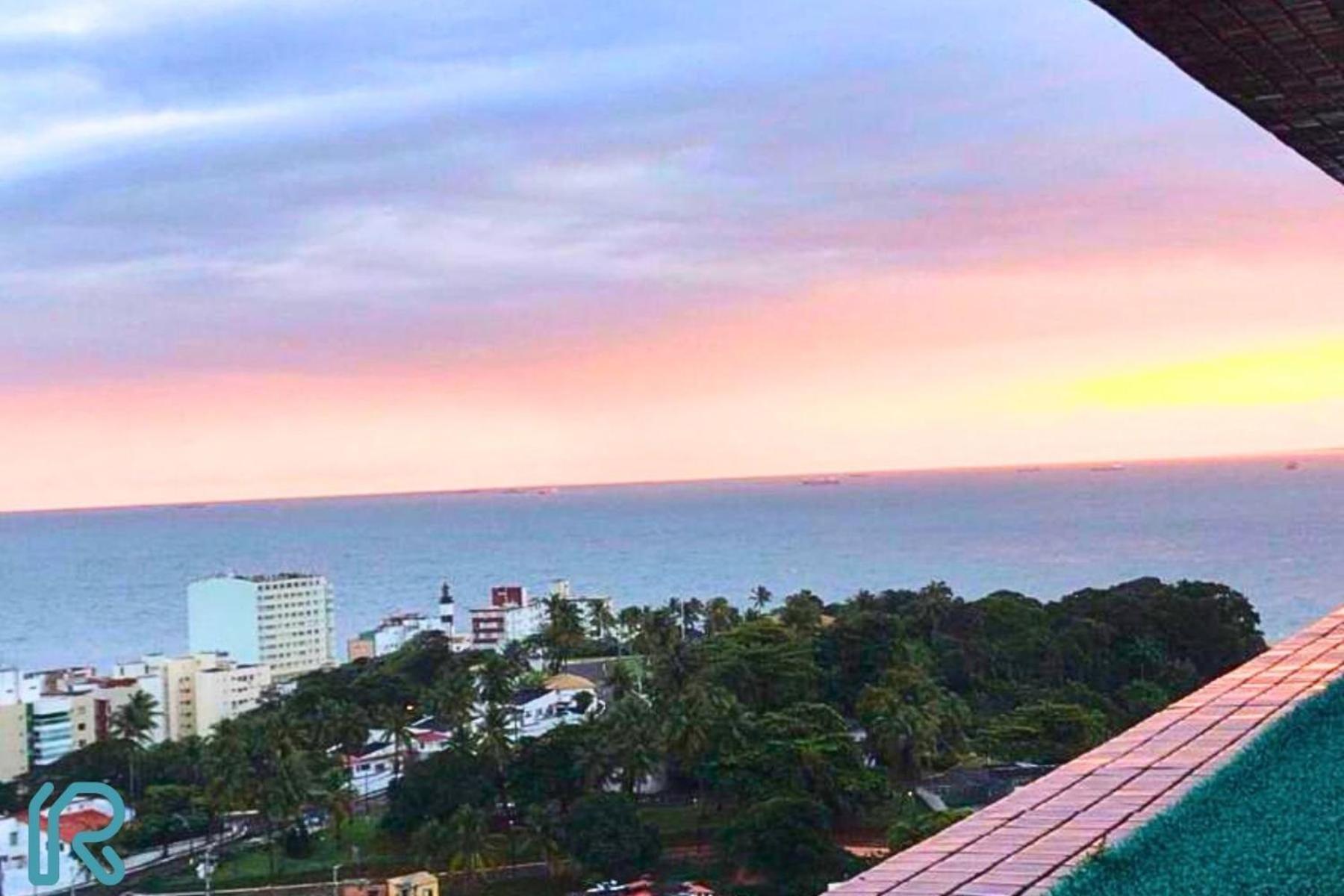 Lindo Studio Vista Mar Na Barra Com Piscina No Rooftop Do Edf, Proximo Ao Porto Da Barra Salvador Kültér fotó